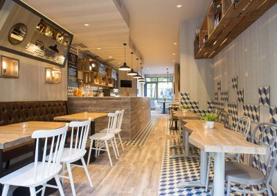 Prandium Caffe : réalisé par 4Cadires, aménagé par MisterWils ! Architecure d'intérieur, décoration, vintage, furniture for free souls