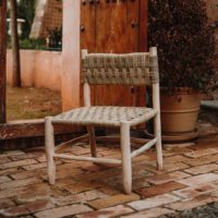 CHAISE EN BOIS ET CORDE BAYONA de style rustique | Trouvez-la chez MisterWils. Plus de 4000m² d'exposition. 1
