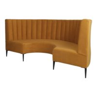 BANQUETTE COURBE TAPISSÉE MELVIS style MidCentury | Trouvez-la chez MisterWils. Plus de 4000m² d'exposition. 4