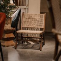 FAUTEUIL EN MÉTAL ET EN ROTIN SYNTHÉTIQUE VEGA