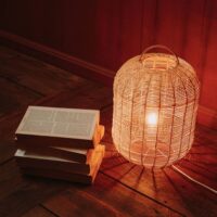 LAMPE DE TABLE YEBRA de style Scandinave | Trouvez-la chez MisterWils. Plus de 4000m² d'exposition. 3