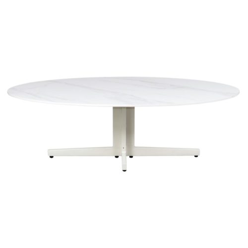 TABLE D'EXTÉRIEUR SURUBAYA style contemporain | Trouvez-la chez MisterWils. Plus de 4000m² d'exposition. 1