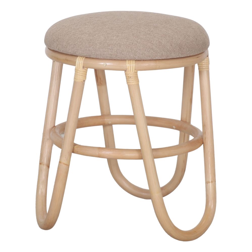 TABURETE BAJO DE RATÁN LUANDA estilo Mediterráneo. 1