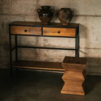 CONSOLE EN BOIS ET EN MÉTAL RIBEN, Industriel | Trouvez-la chez MisterWils. Plus de 4000m² d'exposition. 7