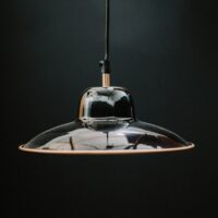 LAMPE PLAFONNIER SOBEK Lampe de plafond de style contemporain Session Photos Triangulo