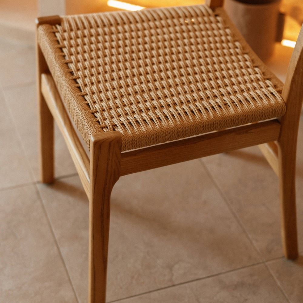 SILLA DE MADERA BELINDA estilo Rústico 1 | Sesion fotos Medina Sidonia