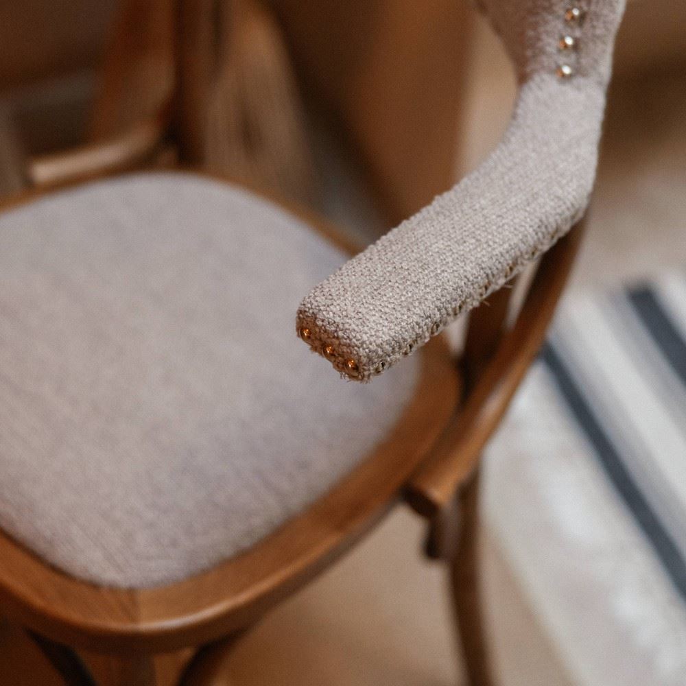 SILLA DE MADERA EMILY tapizada en textil 2 | Sesion fotos Medina Sidonia