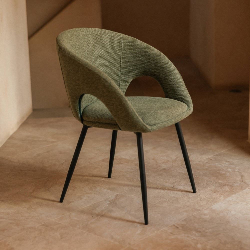 SILLA TAPIZADA GEMINI estilo Contemporáneo. | Sesion fotos Medina Sidonia